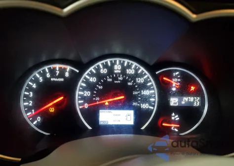 2014 Nissan Quest S z USA, uszkodzony, nr VIN JN8AE2KP9E9100519